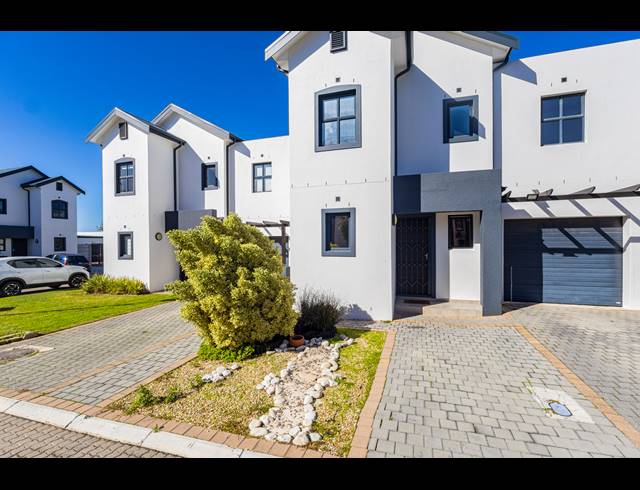 3 BEDROOM HOUSE RENTED IN BUH REIN ESTATE